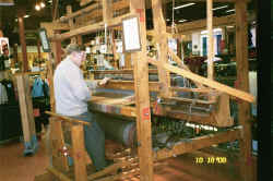 17199_27.jpg (53868 bytes)