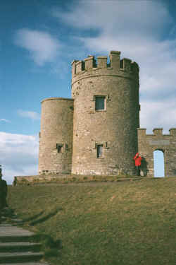 34701414.jpg (54055 bytes)