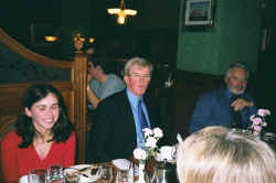 37401618.jpg (55301 bytes)