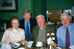 37401619.jpg (67436 bytes)