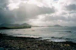 beach1.jpg (24994 bytes)